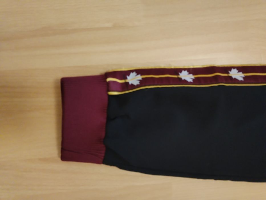 Черен панталон с кантове