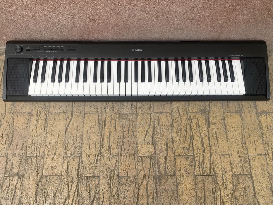 pian digital Yamaha Piaggero NP12