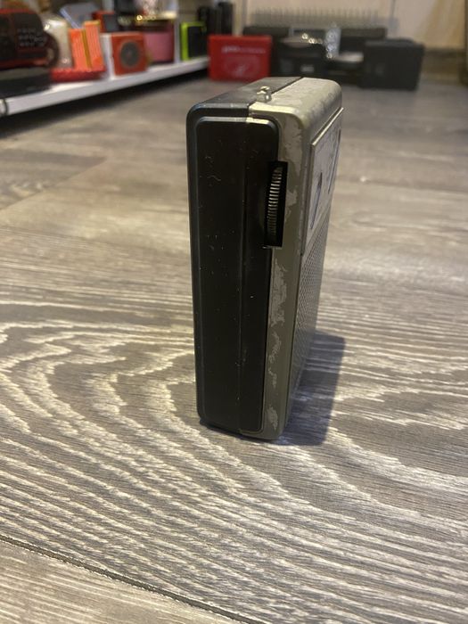 Radio Vintage de buzunar SIEMENS RT 711 - Model 1983 - Funcțional