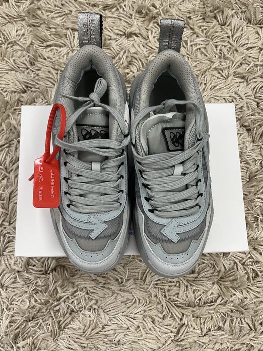 Off White Odsy gri
