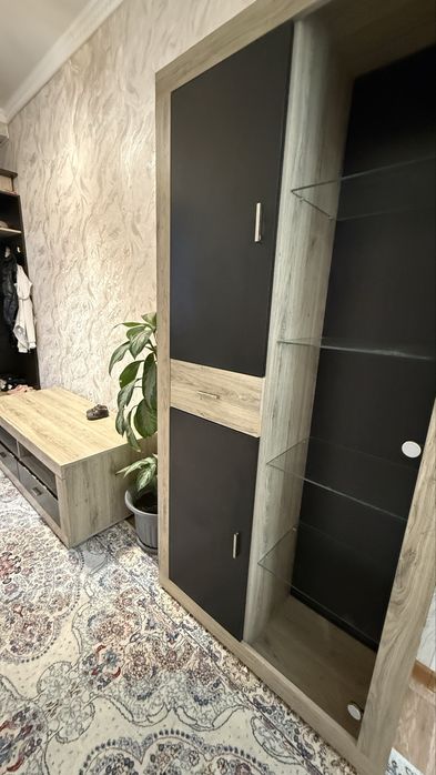 Продам стенку и тумбочку