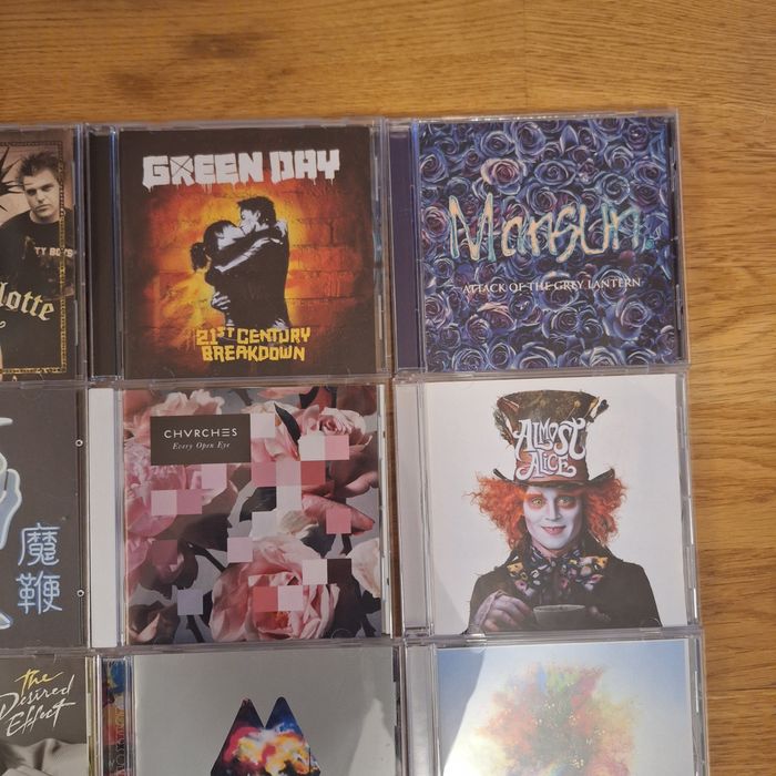 CD албуми (оригинални) музика