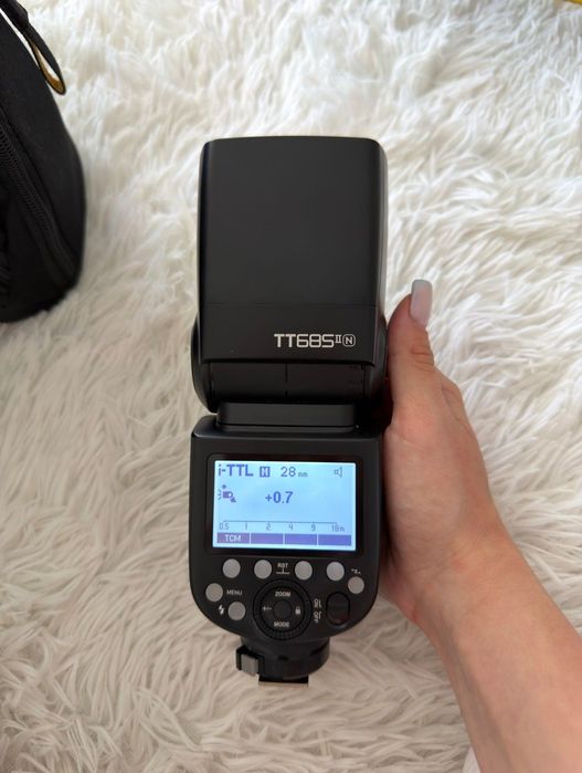 Nikon Z5 тяло + 2 обектива + светкавица + чанта