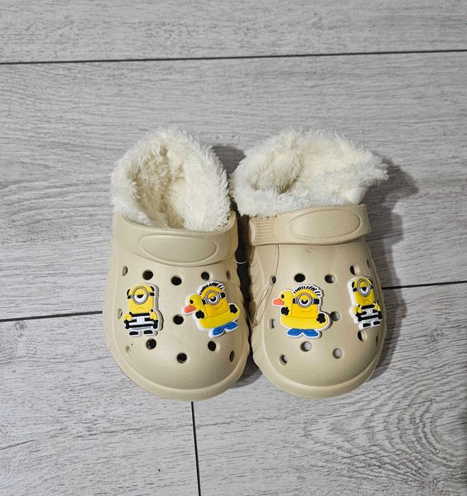 Papuci crocs imblaniti, marime 23
