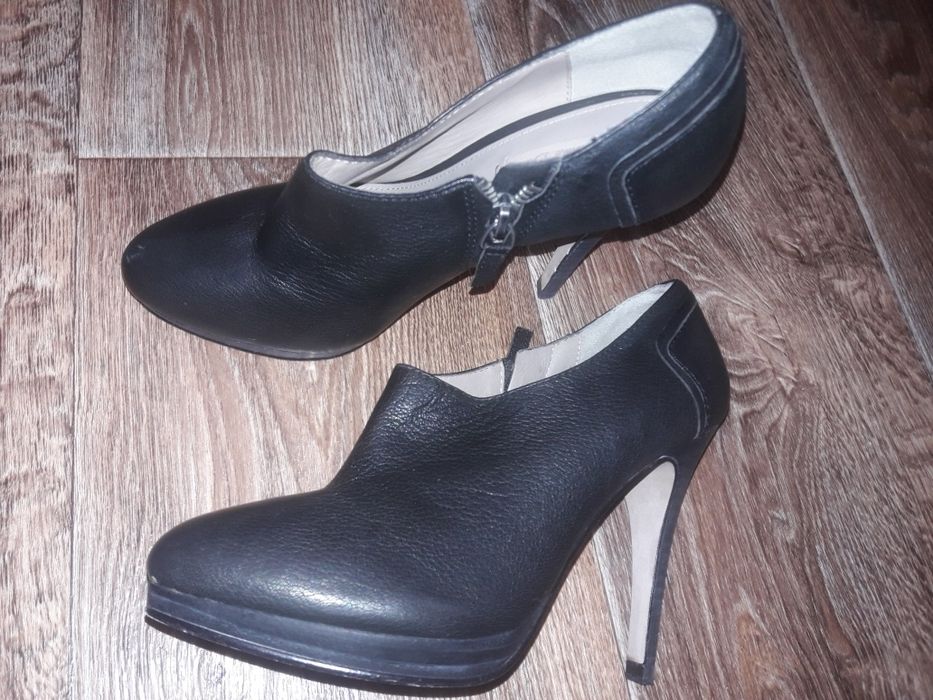 Продам кожаную обувь