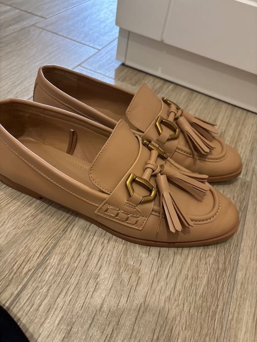 Всички обувки по 15лв