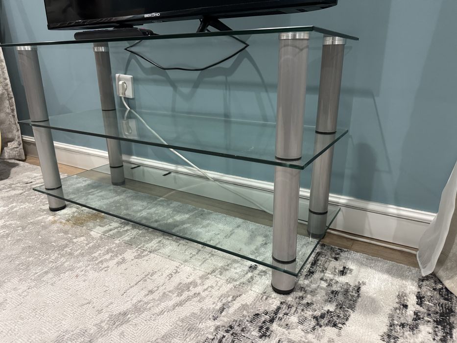 Подставка под телевизор