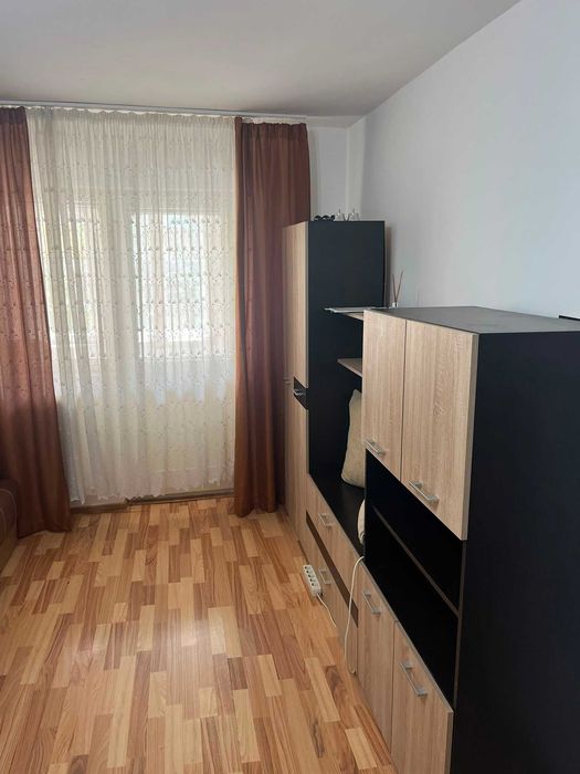 Proprietar vand Garsoniera cu Balcon Etaj 1-EXCLUS AGENTII