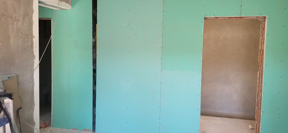 execut izolatie fonica apartamente