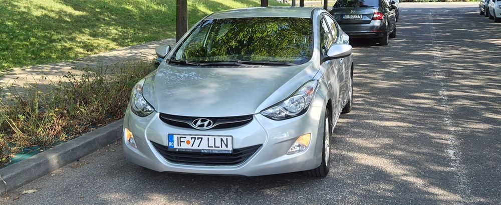 De vanzare Hyundai Elantra