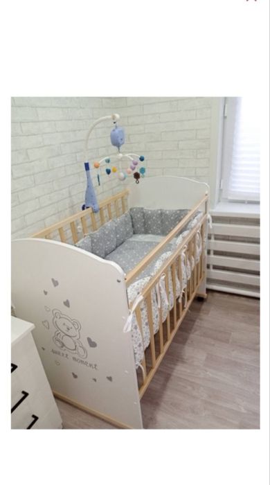 Детская кроватка