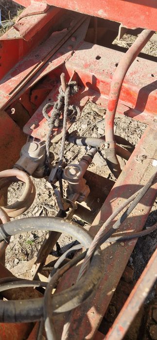 Vând remorca basculabila