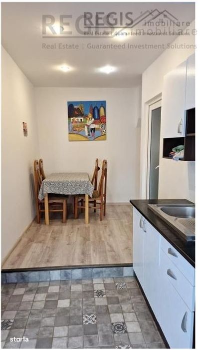 Garsoniera spatioasa si moderna cu pod  la casa Strada Lunga