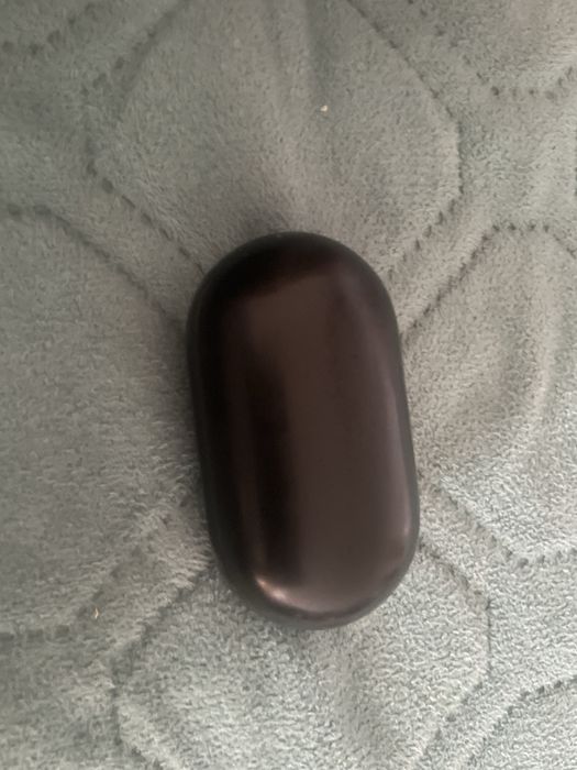 Продаю наушник за 10000тг