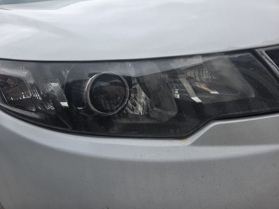 Фары на киа серато 2010