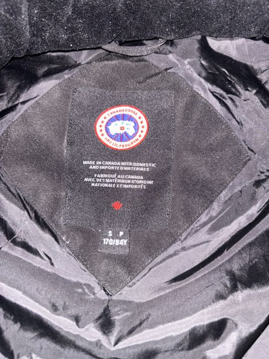 Vestă canada goose