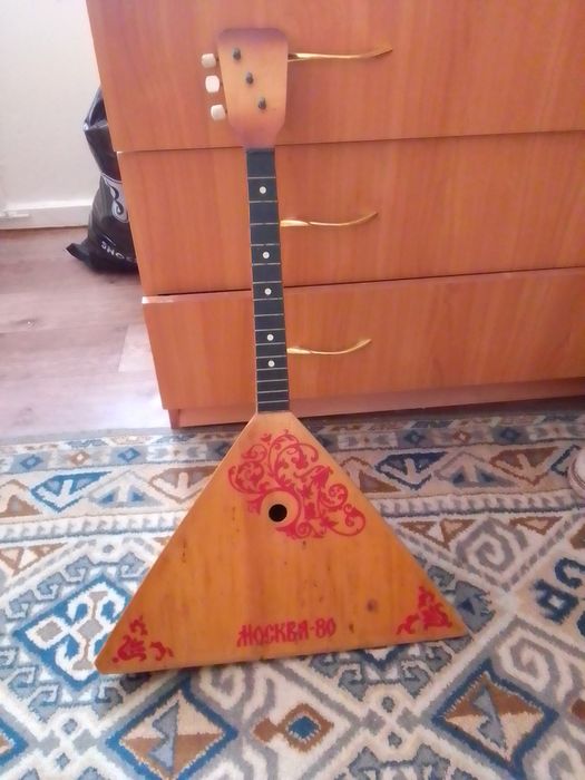 .балалайка.Утюг Скарлетт паровой