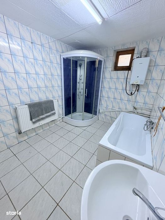 Vand casa in Paleu, Jud Bihor!3 cam., living mare, garaj.Teren 711 mp.