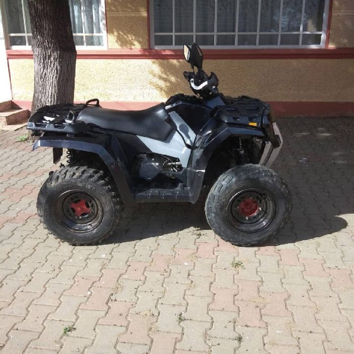 Dezmembrez polaris hawkeye 4x4 300cc