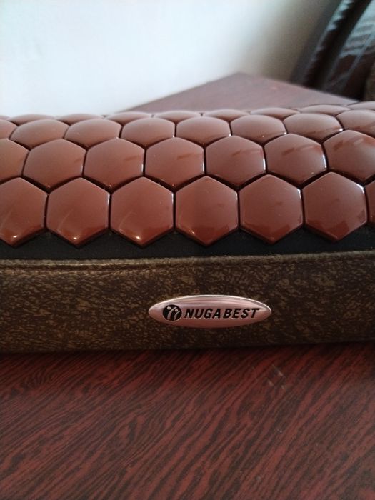 Продаётся турманиевая подушка "Нуга Бест".