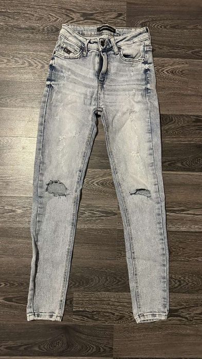 Дамски маркови дънки