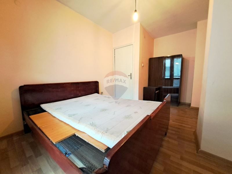 Продава се Тристаен апартамент в Варна, Лятно кино Тракия - 108 кв.м за 1621 €/кв.м - Снимка #6