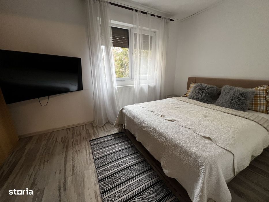 închiriez apartament 3 camere la Fortuna