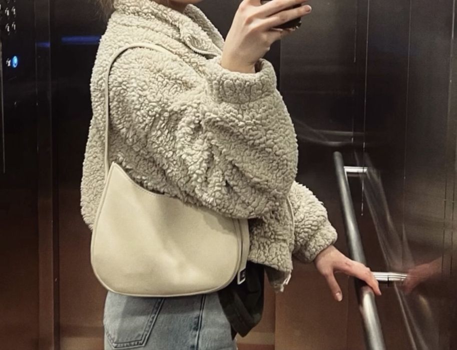 H&M Divided “Oversized teddy jacket”