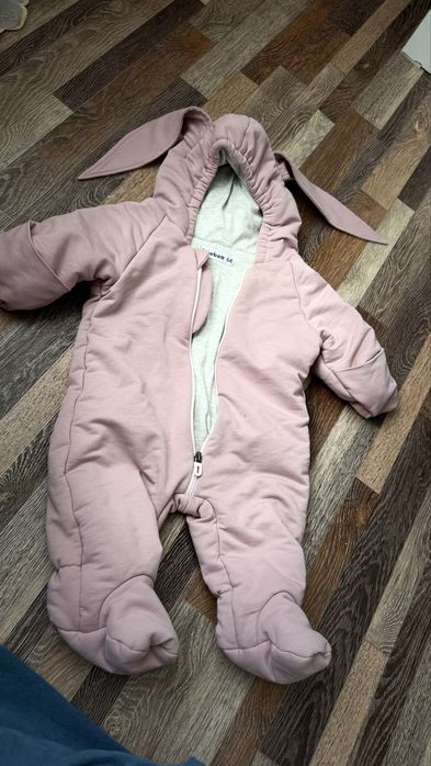 Комбинезон на весну 68 см