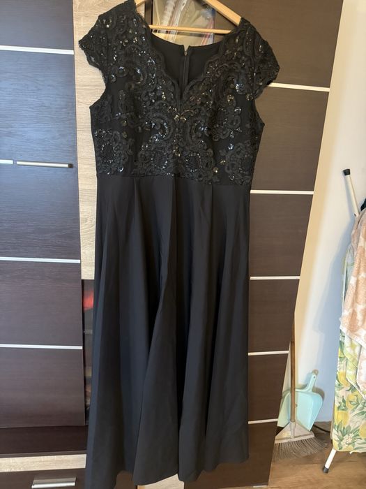 Rochie eleganta 46-48 talie 106-bust 103