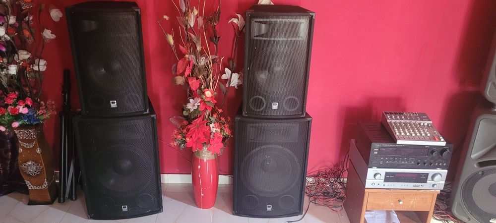 vând boxe pasive 600w bucata