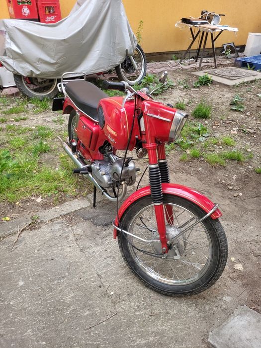 Motoreta Mobra 50S