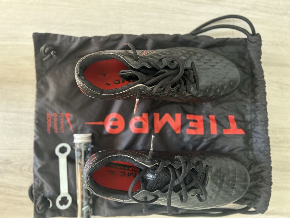 Nike tiempo бутонки 39 номер