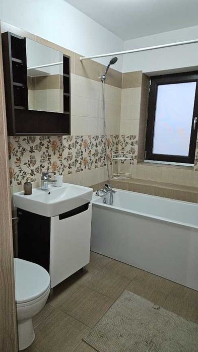 Inchiriez apartament zona Insula/Supernova