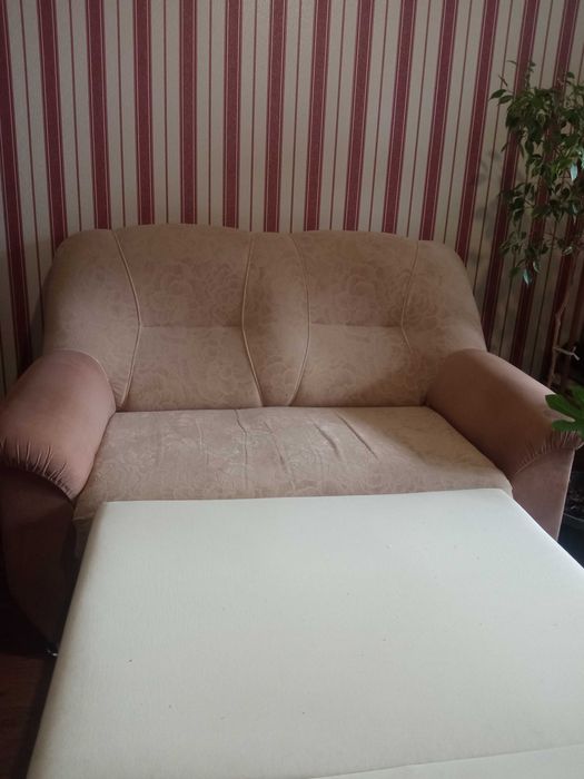 Продам диван - кровать б/у в отличном состоянии.