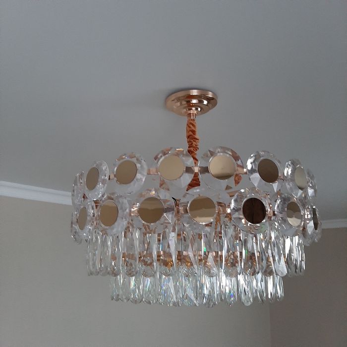 Продаю люстру стекло