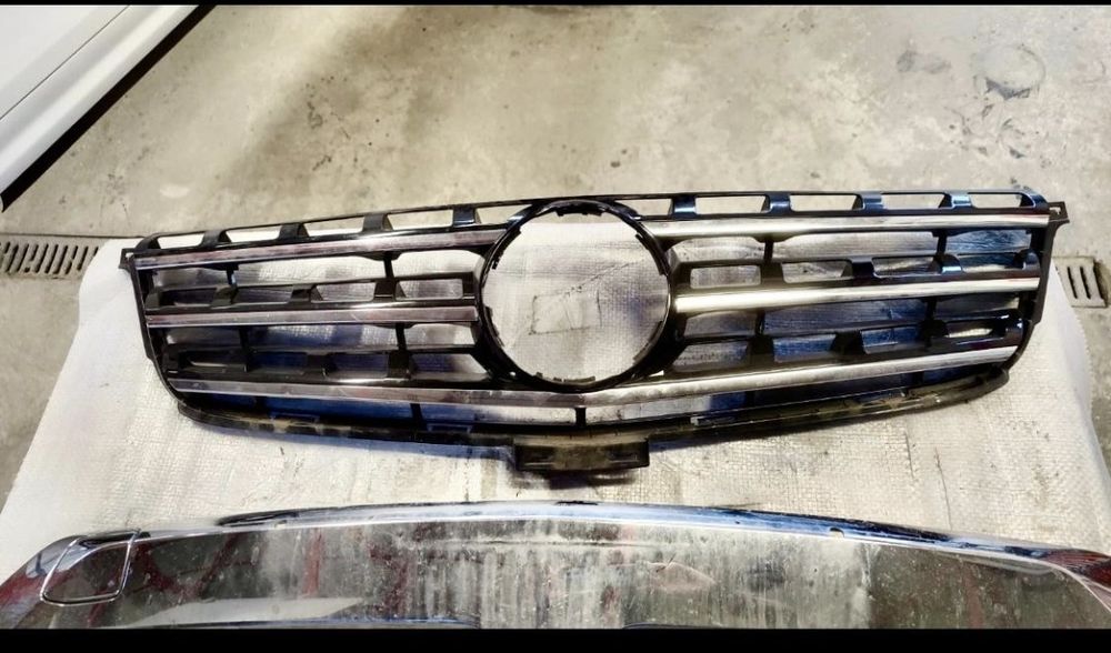 Masca...grila capotă fata Mercedes ML W166