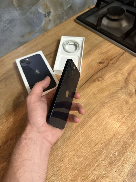 Iphone 13 емкость90%