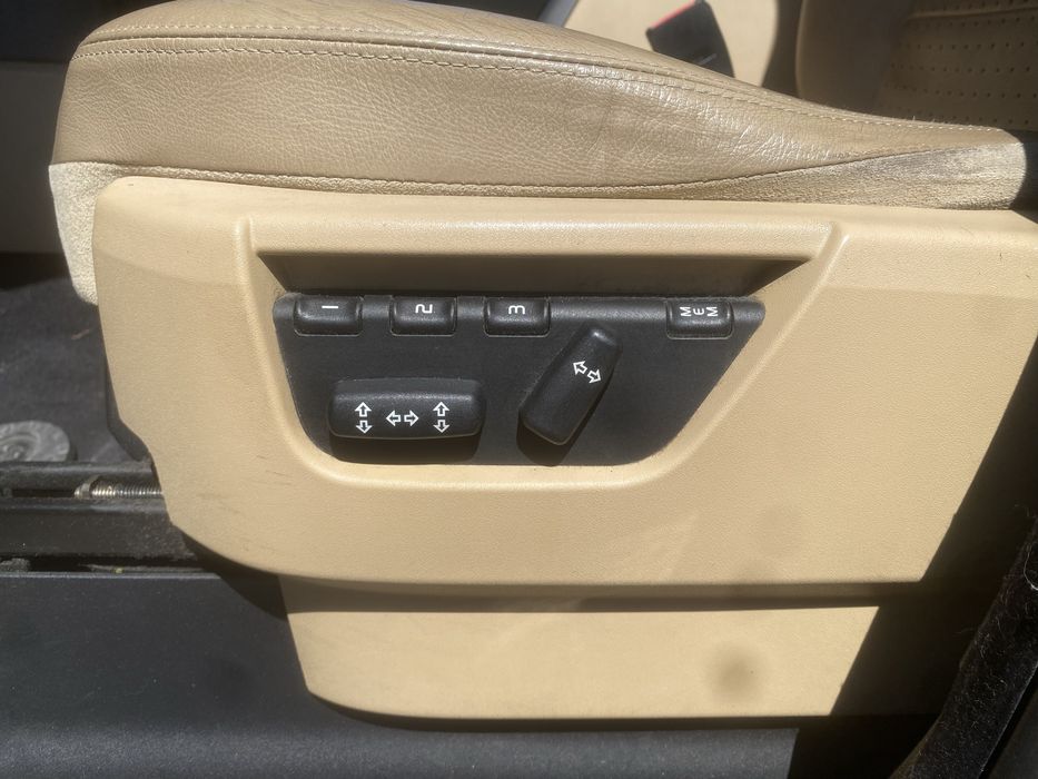 Land rover discovery 3 /7 locuri schimb cu auto platforma