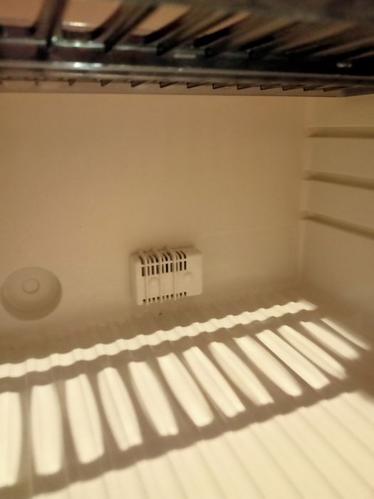 Хладилник мини бар