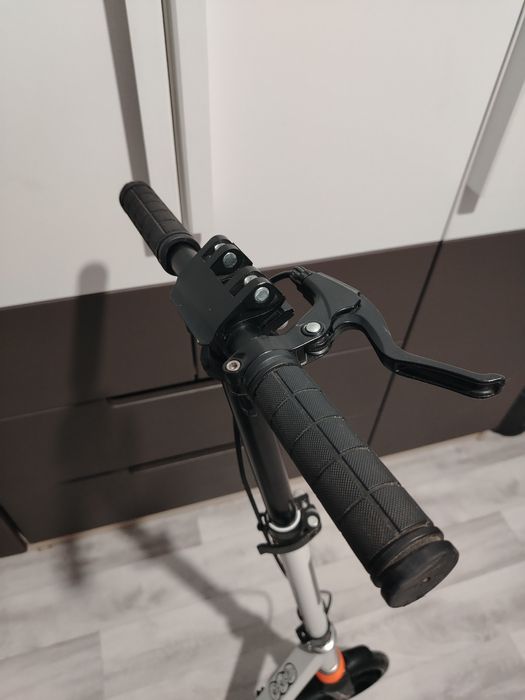 Самокат с тормозом