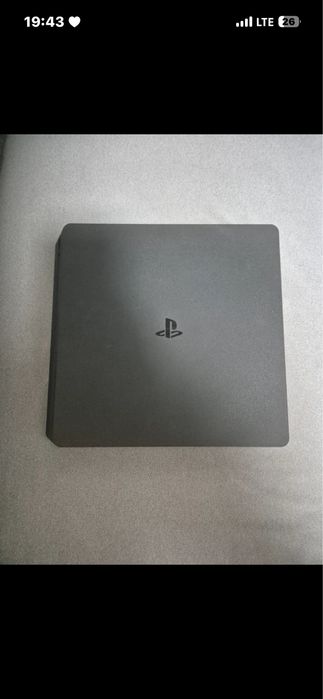 playstation 4 cu maneta si jocuri