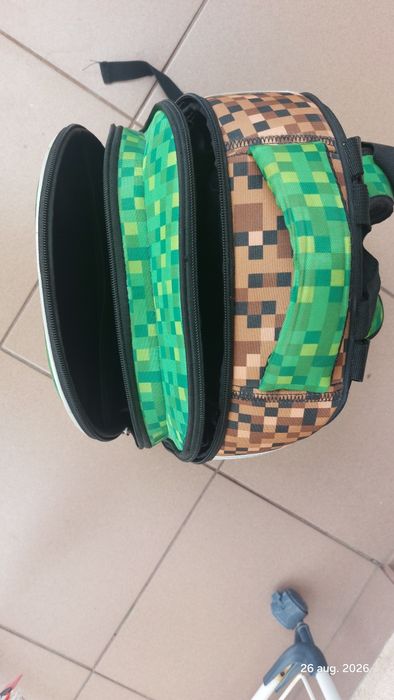 Ghiozdan Minecraft pentru pasionați