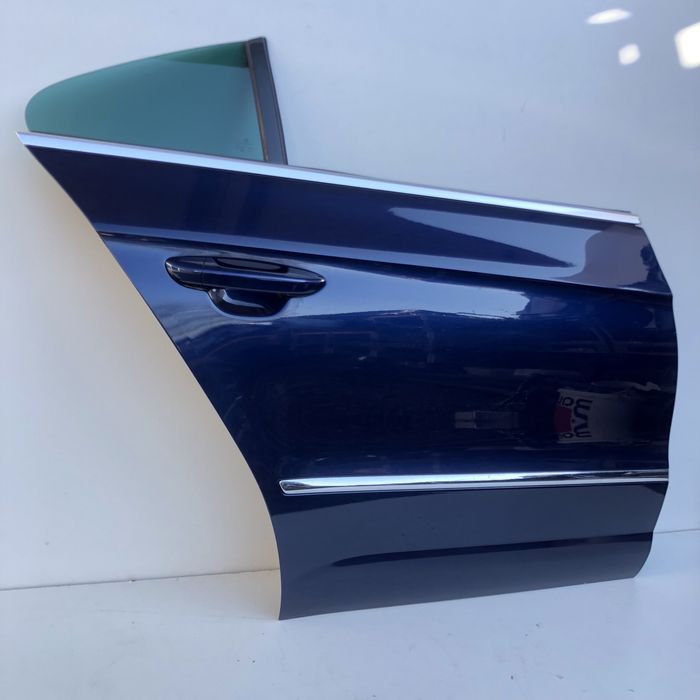 Usa dr spate vw Passat CC  cod de culoare LD5Q