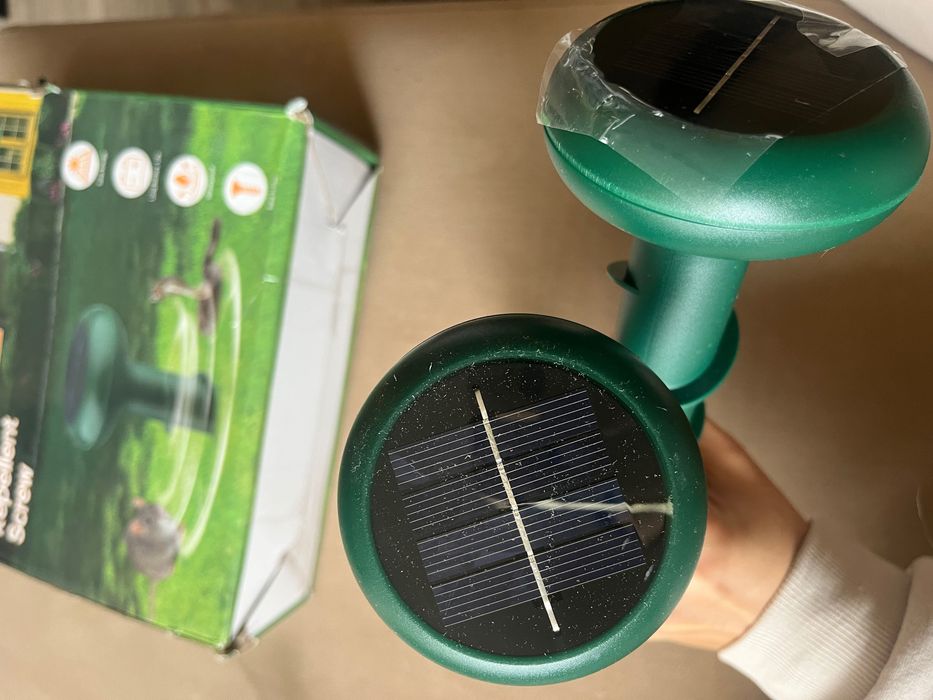 Соларен ултразвуков уред репелент против къртици, змии и гризачи