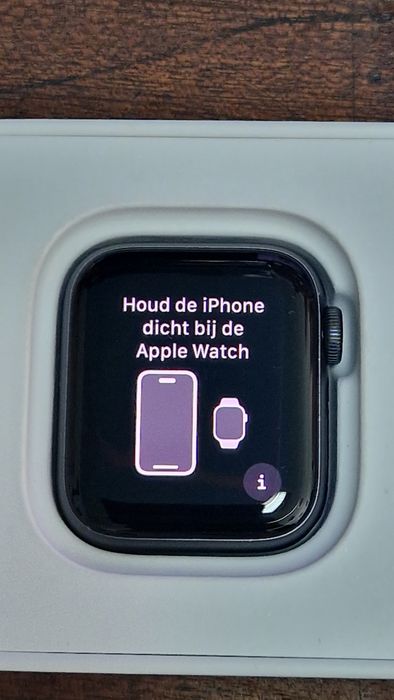 Apple watch SE 40mm Aluminium 2 Gen - за части
