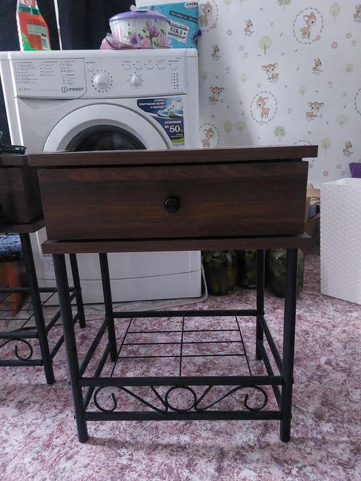 Продам кровать кованную с тумбами