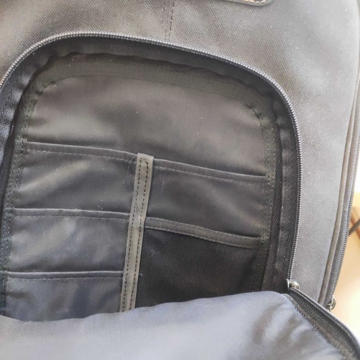 DELL 1420 4GB RAM ,SSD и чанта Samsonite