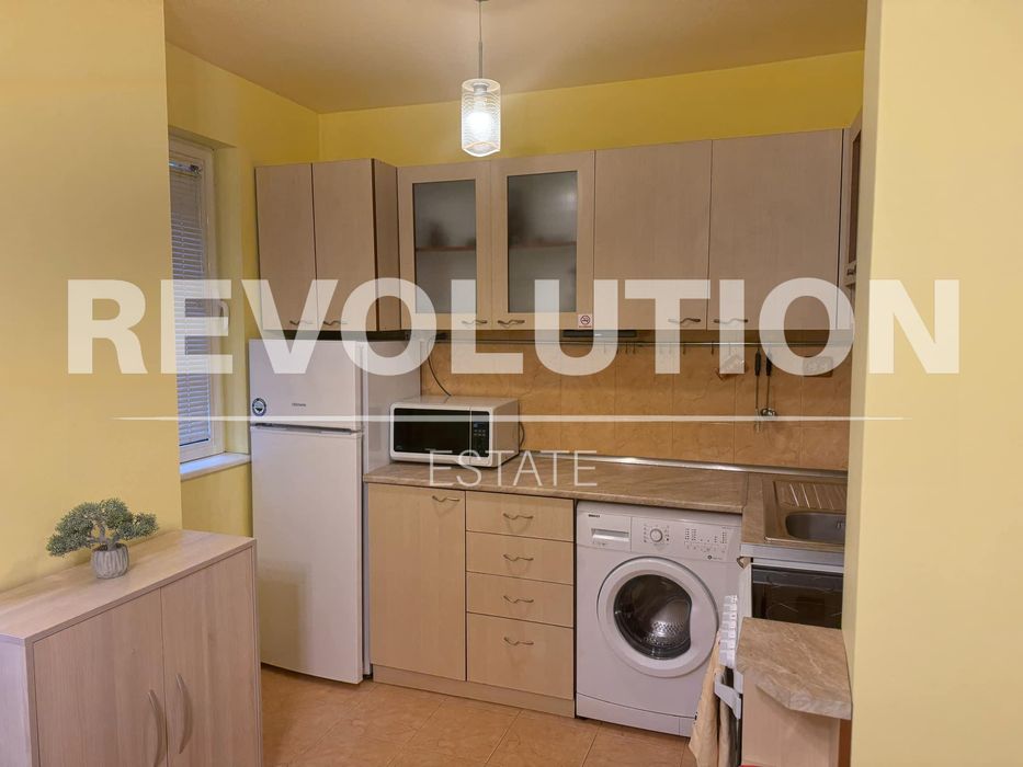 Дава се под наем Двустаен апартамент в Пловдив, Център - 55 кв.м за 400 € - Снимка #3