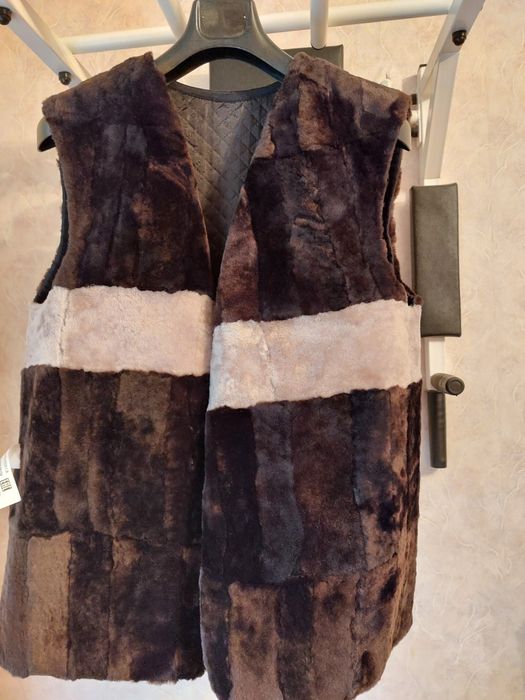 Жилетка дублёнка  продам